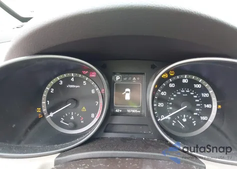 2018 Hyundai Santa Fe Sport 2.4L z USA, uszkodzony, nr VIN 5XYZTDLB6JG565609